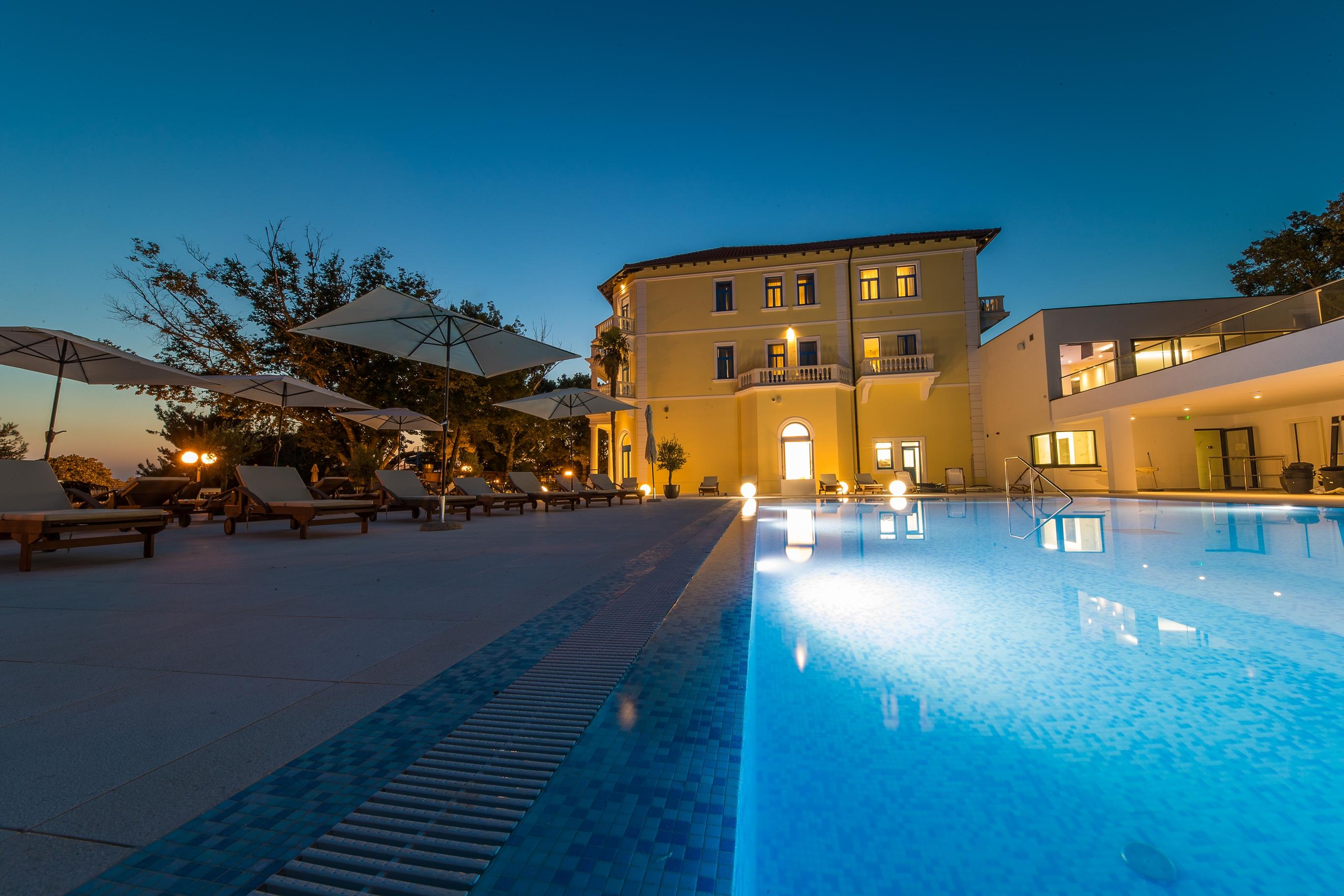 Boutique Hotel Esplanade (Adults Only) Crikvenica Bagian luar foto