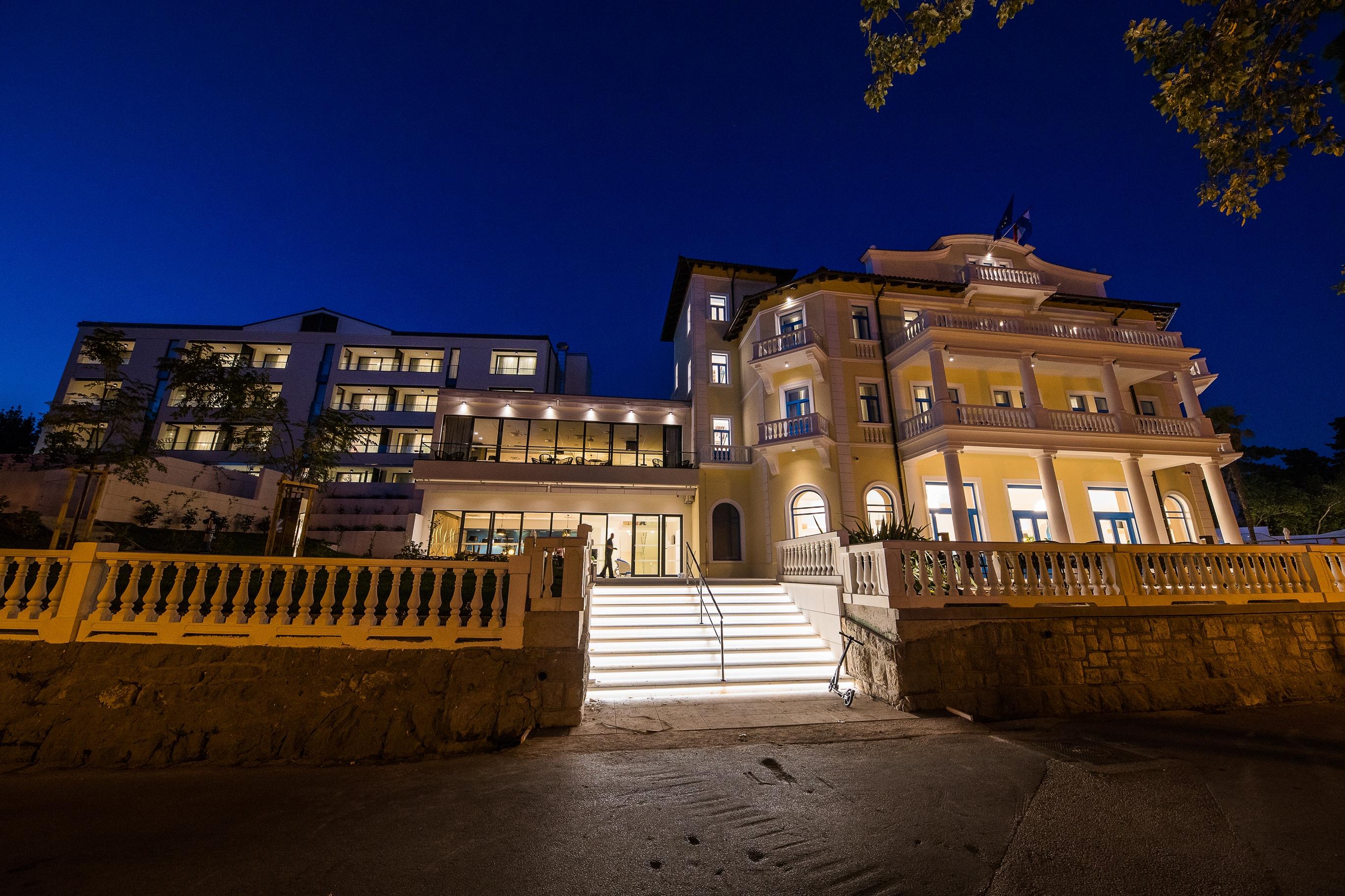 Boutique Hotel Esplanade (Adults Only) Crikvenica Bagian luar foto